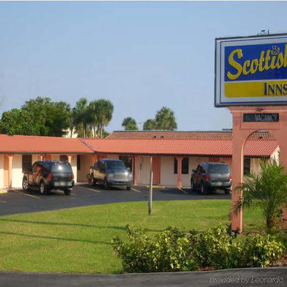 Scottish Inn - Okeechobee Buitenkant foto